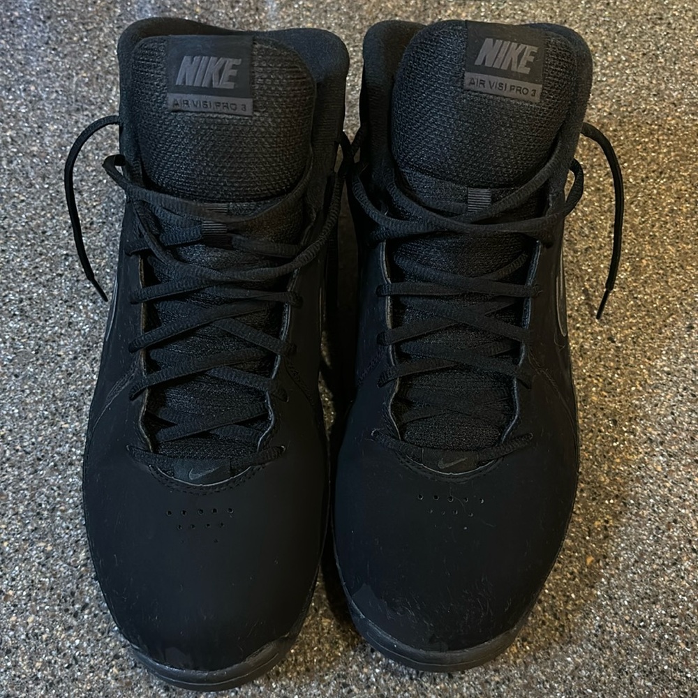 Men’s Nike Air Visi Pro 3, size 12